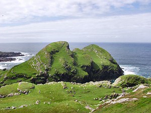 Some of the cliffs north of Saligo Bay
